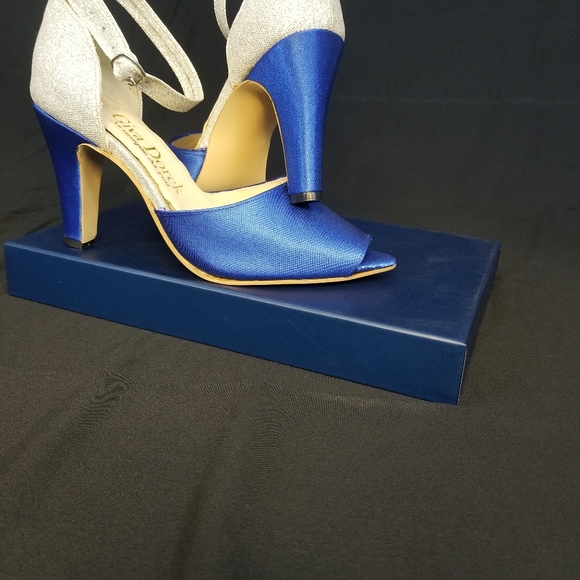 Woman heels - Picture 4 of 4